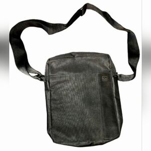 Go Travel Crossbody Messenger Bag, Black Nylon Shoulder Pouch